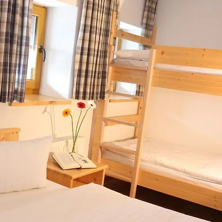 Arberschutzhaus 3*